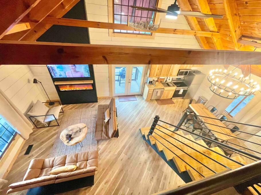 Modern Lake Side Nest• Hotub Fenced Yard King Beds Sevierville Buitenkant foto