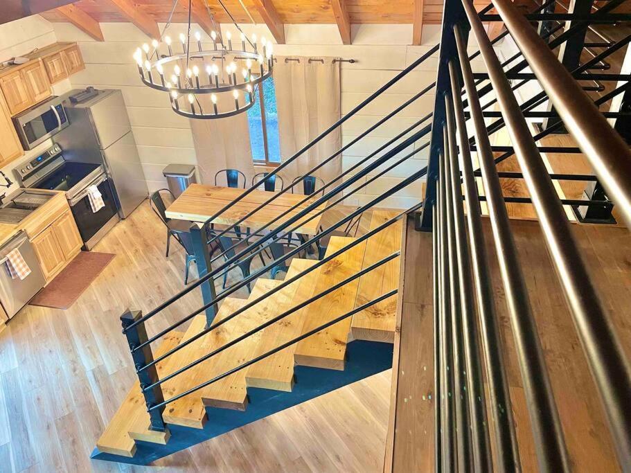 Modern Lake Side Nest• Hotub Fenced Yard King Beds Sevierville Buitenkant foto